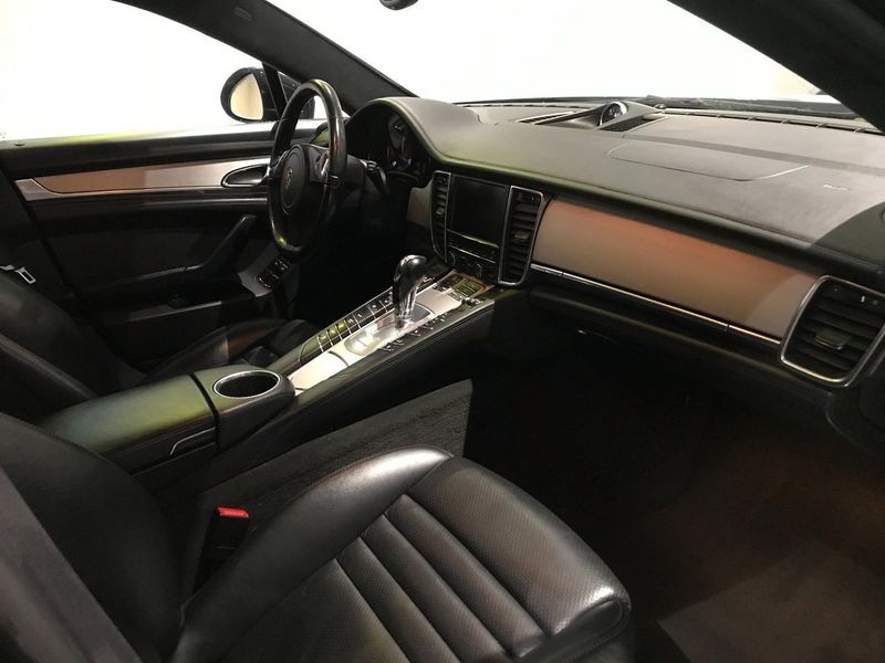 Porsche Panamera bild 16