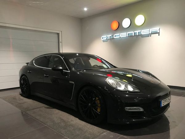 Porsche Panamera Turbo BOSE Luftfjädring Sportchrono 500hk - 2010