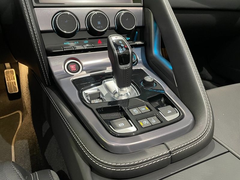Jaguar F-Type bild 12