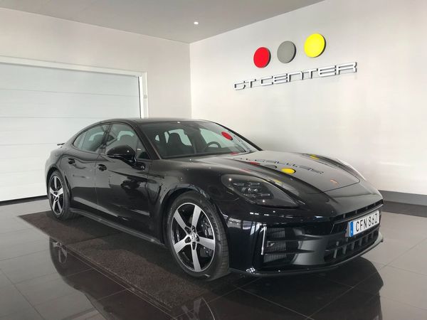 Porsche Panamera 4 Panorama Eldrag 354hk - 2025