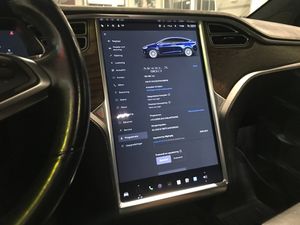 Tesla Model X bild 7