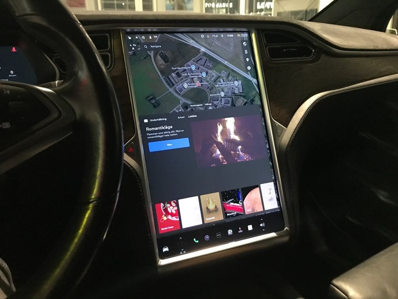 Tesla Model X bild 10