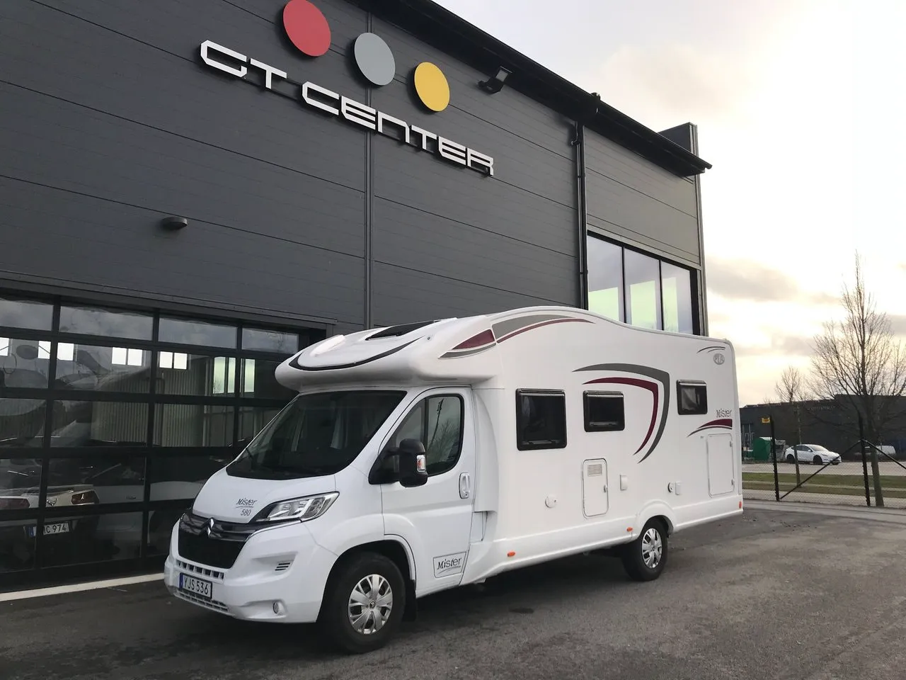 Vehicle image 1