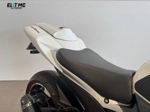 Suzuki GSX-R bild 3