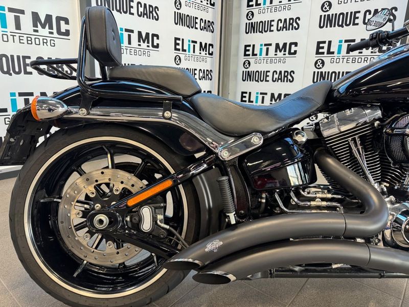 Harley-Davidson Breakout bild 4