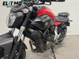 Yamaha MT bild 15