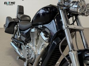 Suzuki VS bild 2