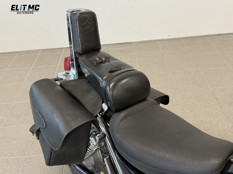 Suzuki VS bild 3