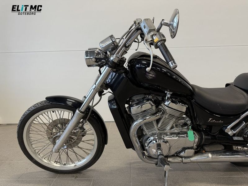 Suzuki VS bild 14