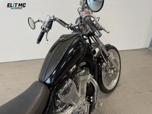 Suzuki VS bild 8