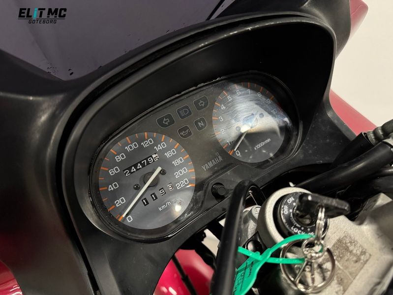 Yamaha XJ bild 17