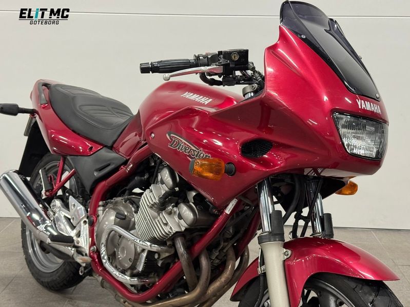 Yamaha XJ bild 2