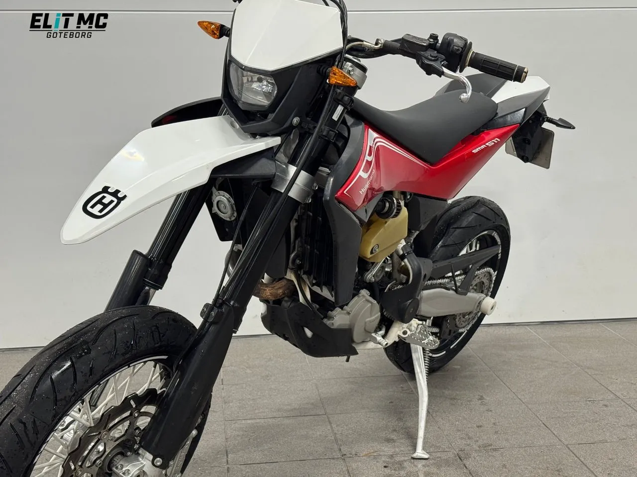 Vehicle image 20