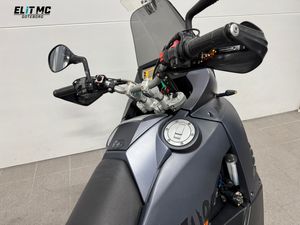 KTM 990 Adventure bild 8