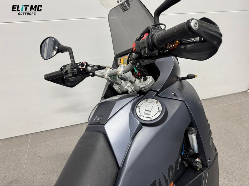 KTM 990 Adventure bild 8