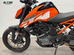 KTM 125 Duke bild 13