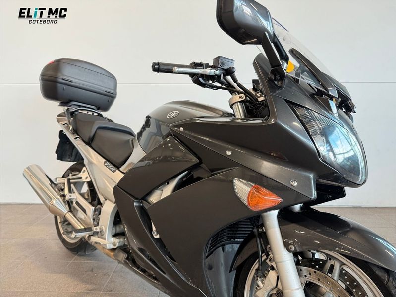 Yamaha FJR bild 3