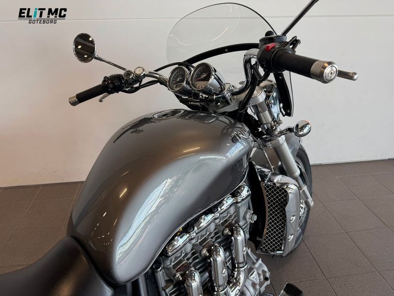 Triumph Rocket III bild 11