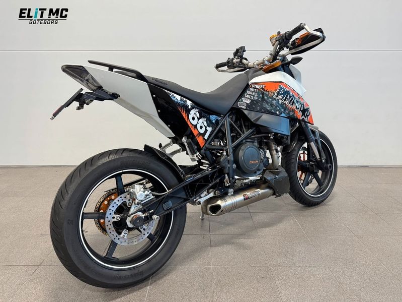 KTM 690 Duke bild 8