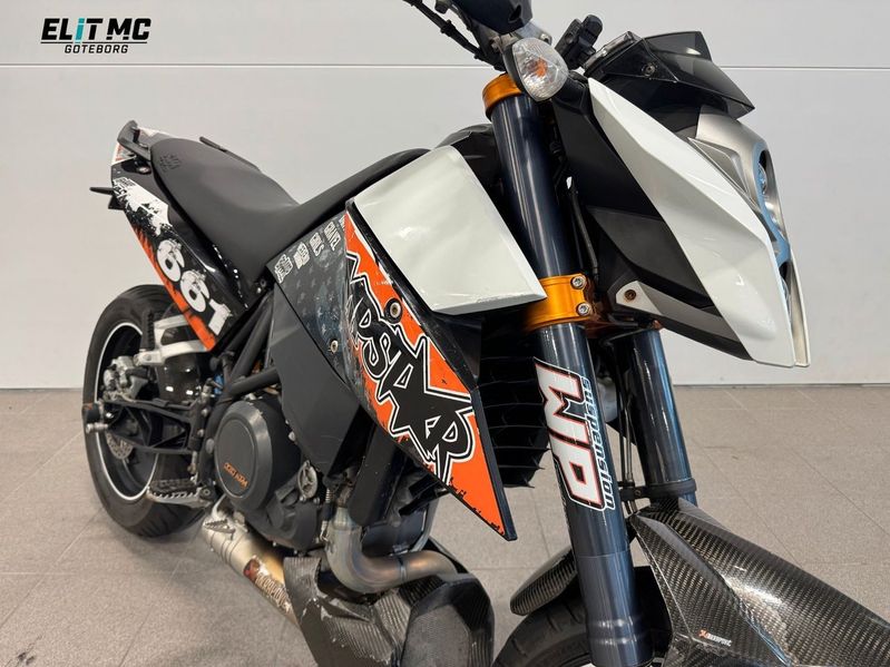 KTM 690 Duke bild 3