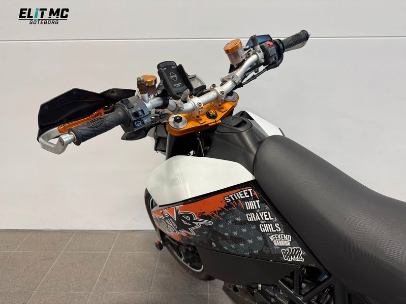 KTM 690 Duke bild 11