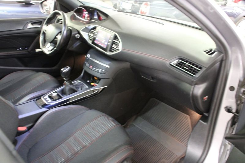 Peugeot 308 SW bild 16