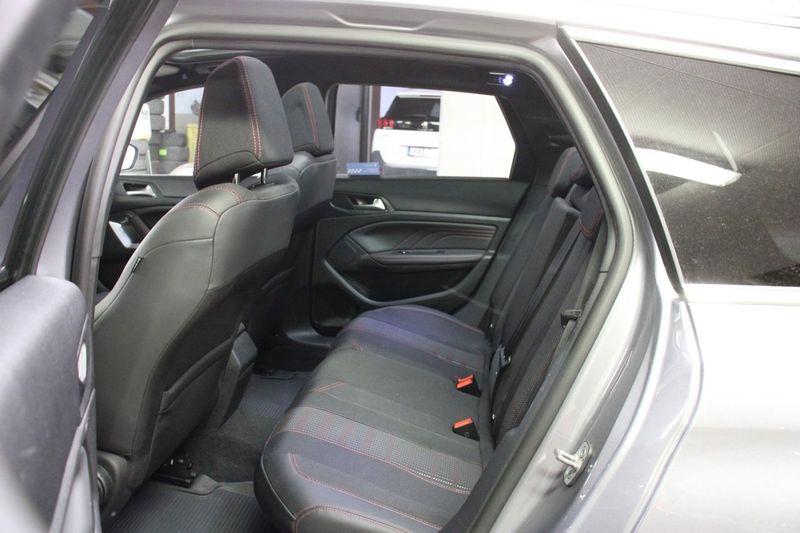 Peugeot 308 SW bild 13
