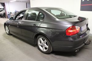 BMW 318 bild 9