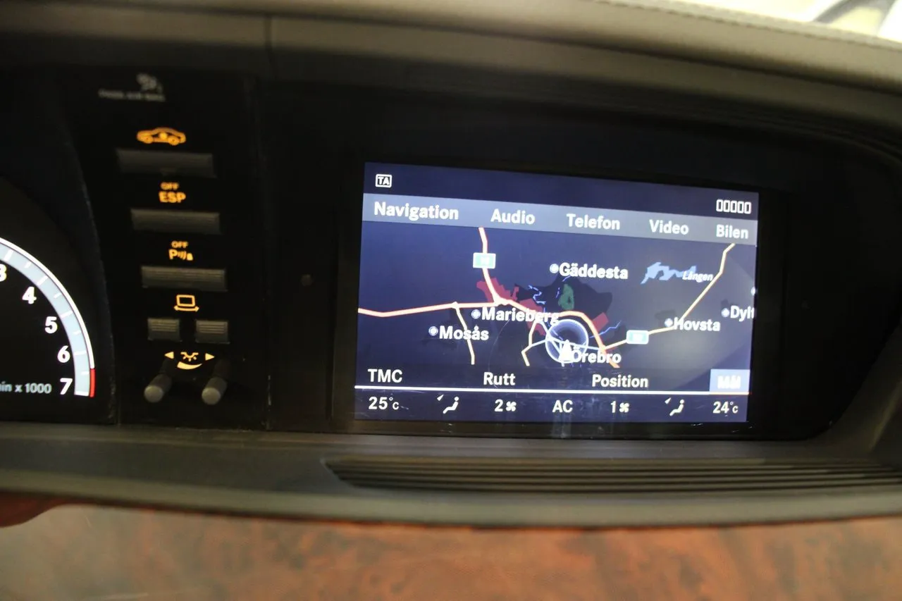Vehicle image 36