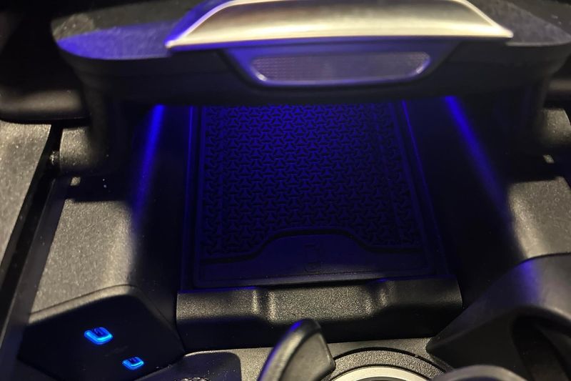 Mercedes E300 bild 18