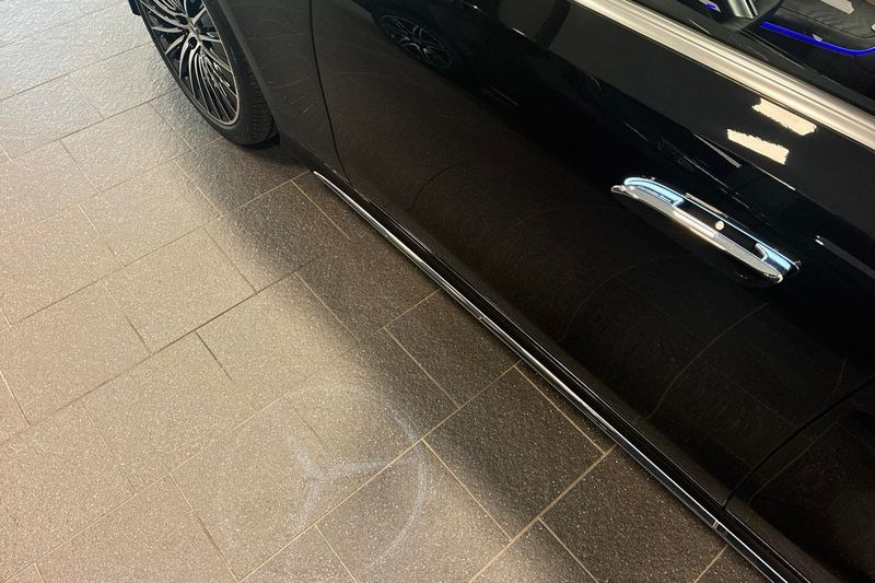 Mercedes E300 bild 13