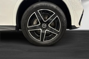 Mercedes GLC300 bild 11