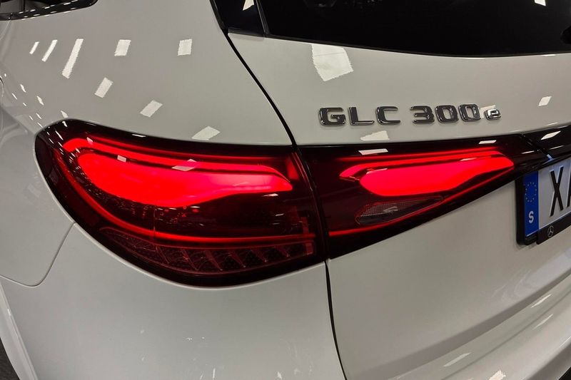 Mercedes GLC300 bild 26