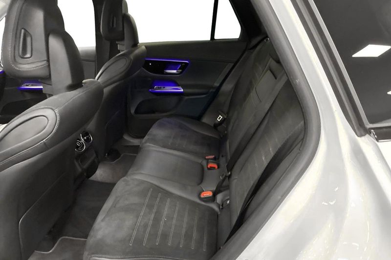 Mercedes GLC300 bild 9