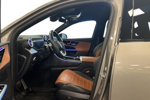 Mercedes GLC300 bild 8