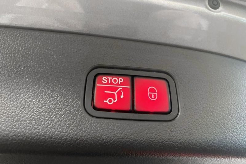 Mercedes GLC300 bild 20
