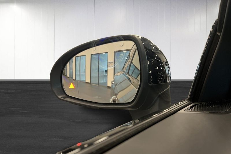 Mercedes GLC300 bild 14
