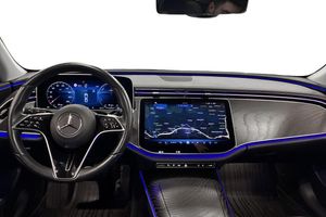 Mercedes E300 bild 9