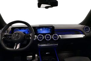 Mercedes EQB250+ bild 9