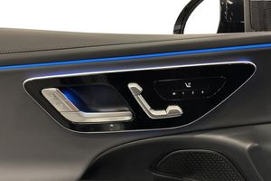 Mercedes E300 bild 13