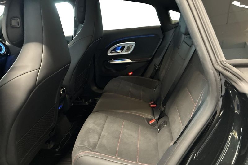 Mercedes CLA350 bild 10