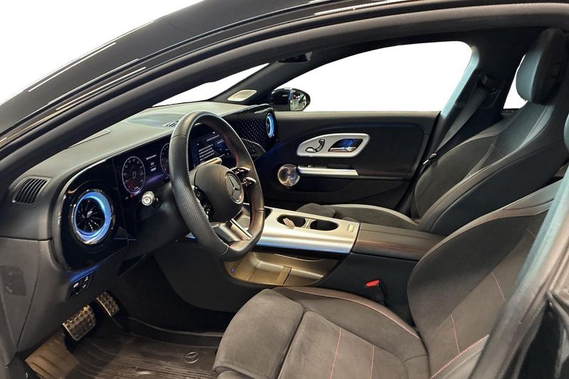 Mercedes CLA350 bild 8