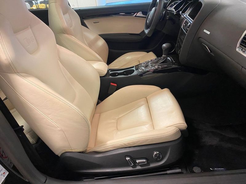 Audi S5 bild 18