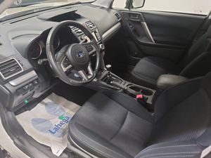 Subaru Forester bild 8