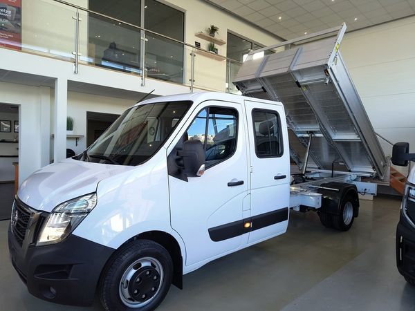 Nissan Interstar 2.3 dCi / 6-SITS / Flak med 3-Vägs tipp /Lager bil - 2024