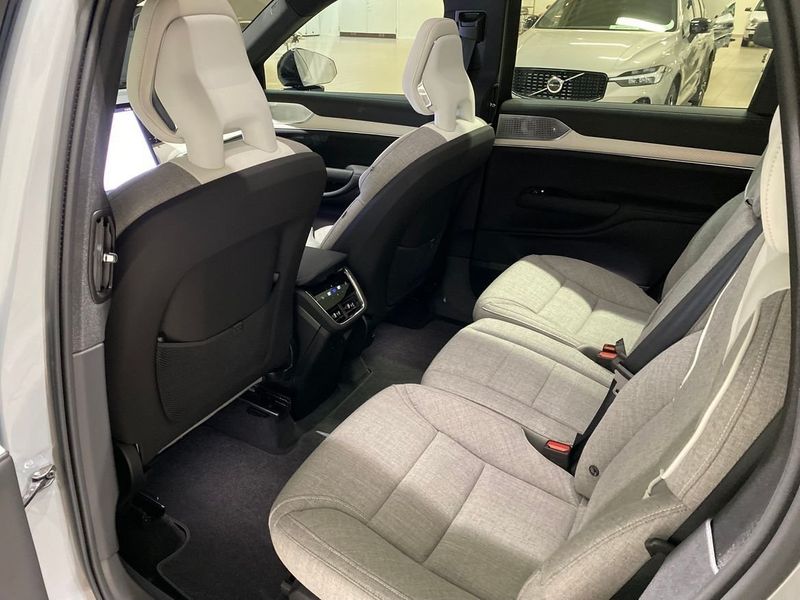 Volvo EX90 bild 15