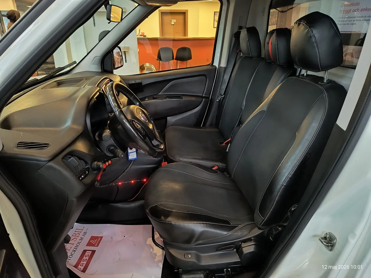 Vehicle image 12