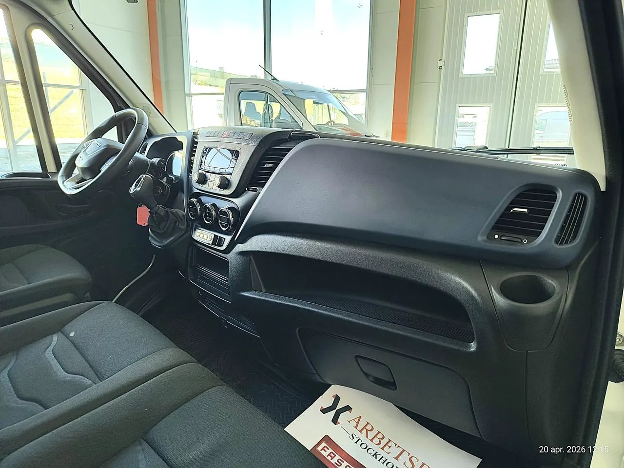 Vehicle image 21
