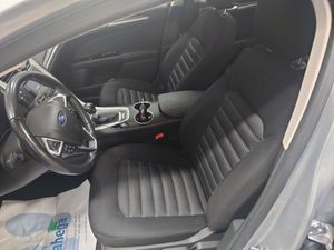 Ford Mondeo bild 8