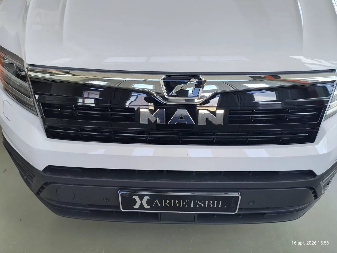 Vehicle image 22